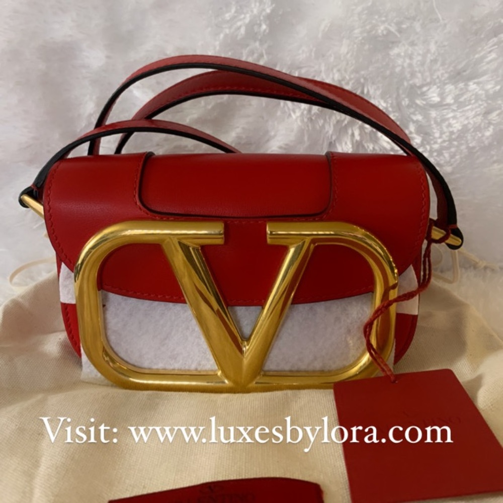 ♥️SOLD♥️Valentino Garavani Small Suprevee Crossbody Bag